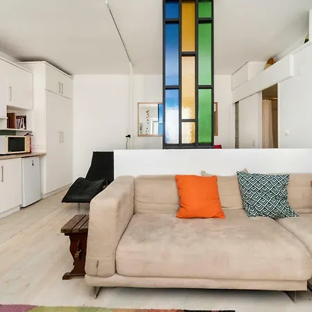 Apartman Central Cool Studio For 3 In Famous Bairro Alto