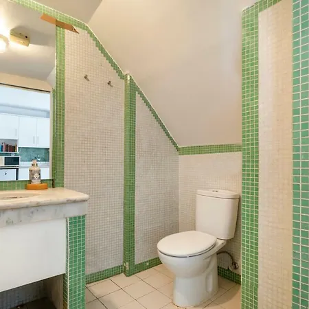 Central Cool Studio For 3 In Famous Bairro Alto * Lisboa